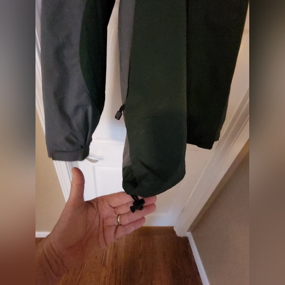 GREY/GREEN TIMBERLAND OUTDOOR PERFORMANCE COAT. - Picture 11 of 12